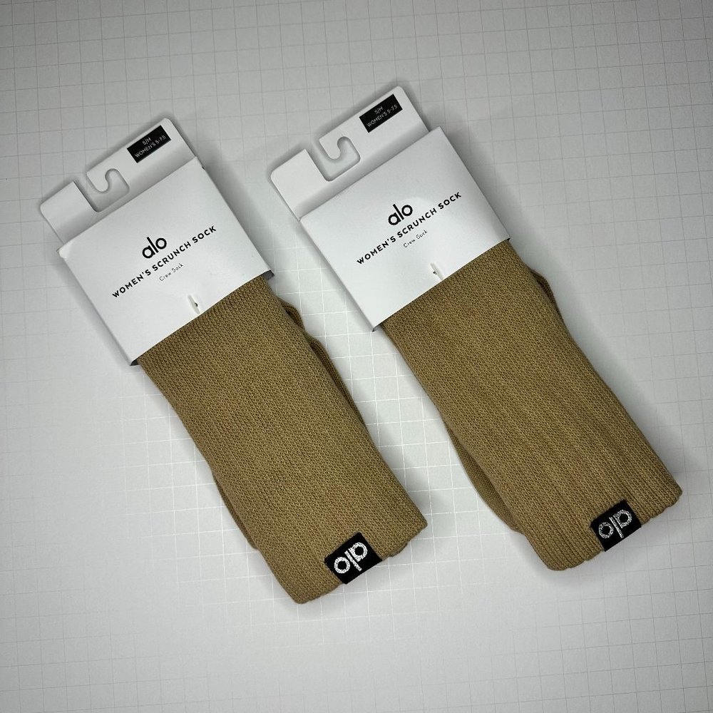 ALO | WOMEN'S SCRUNCH SOCK